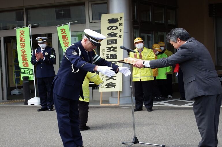 春の全国交通安全大会に参加しました！（５歳児　はと組）